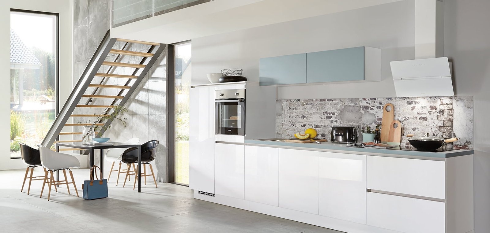 Cuisine blanche ; cuisiniste Narbonne cuisiniste indépendant Narbonne Cuisiniste à domicile. Cuisine moderne Narbonne