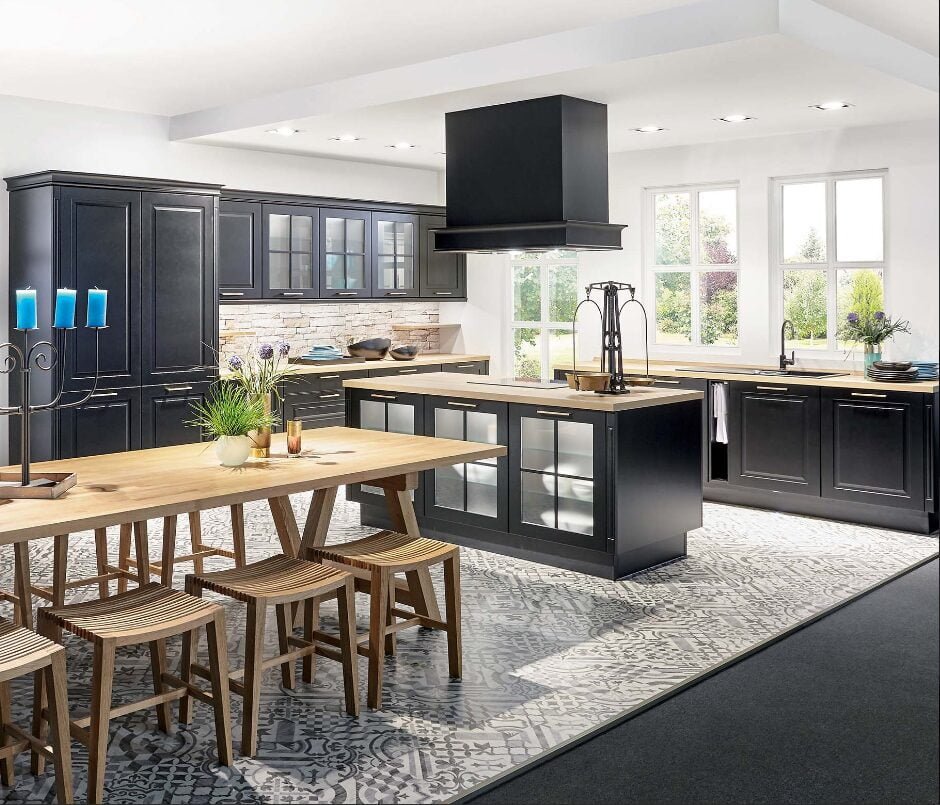 Cuisine COttage Noire et bois 2 2