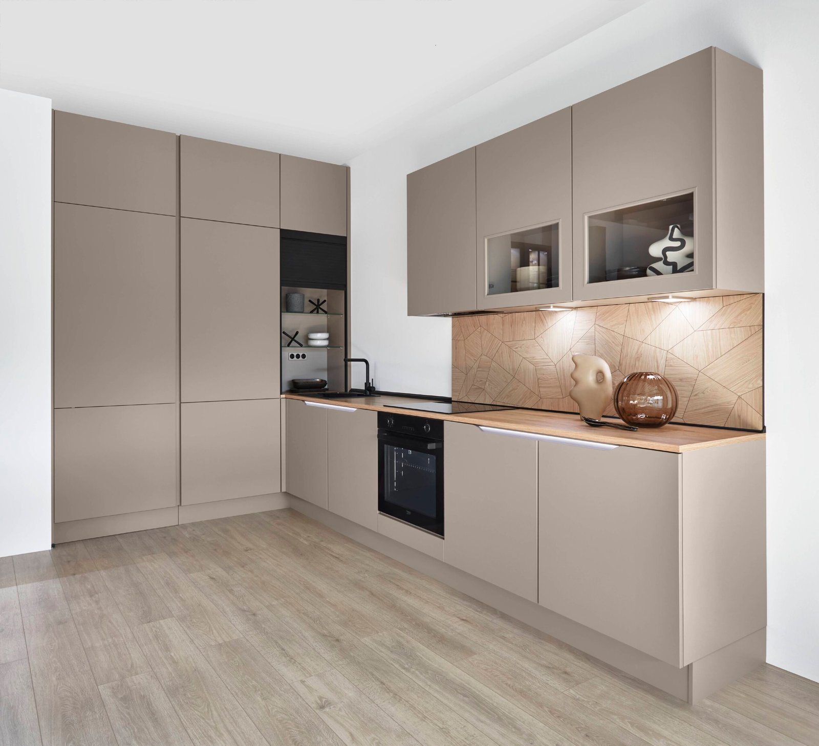 Cuisine beige ; cuisiniste Narbonne cuisiniste indépendant Narbonne Cuisiniste à domicile. Cuisine moderne Narbonne