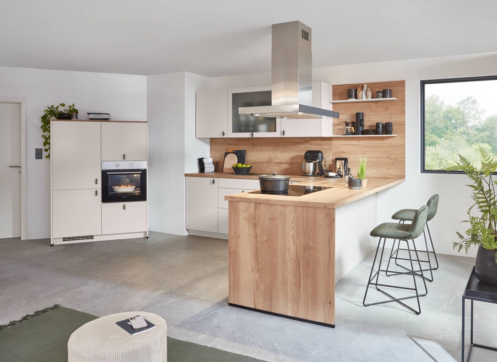 Cuisine beige ; cuisiniste Narbonne cuisiniste indépendant Narbonne Cuisiniste à domicile. Cuisine moderne Narbonne