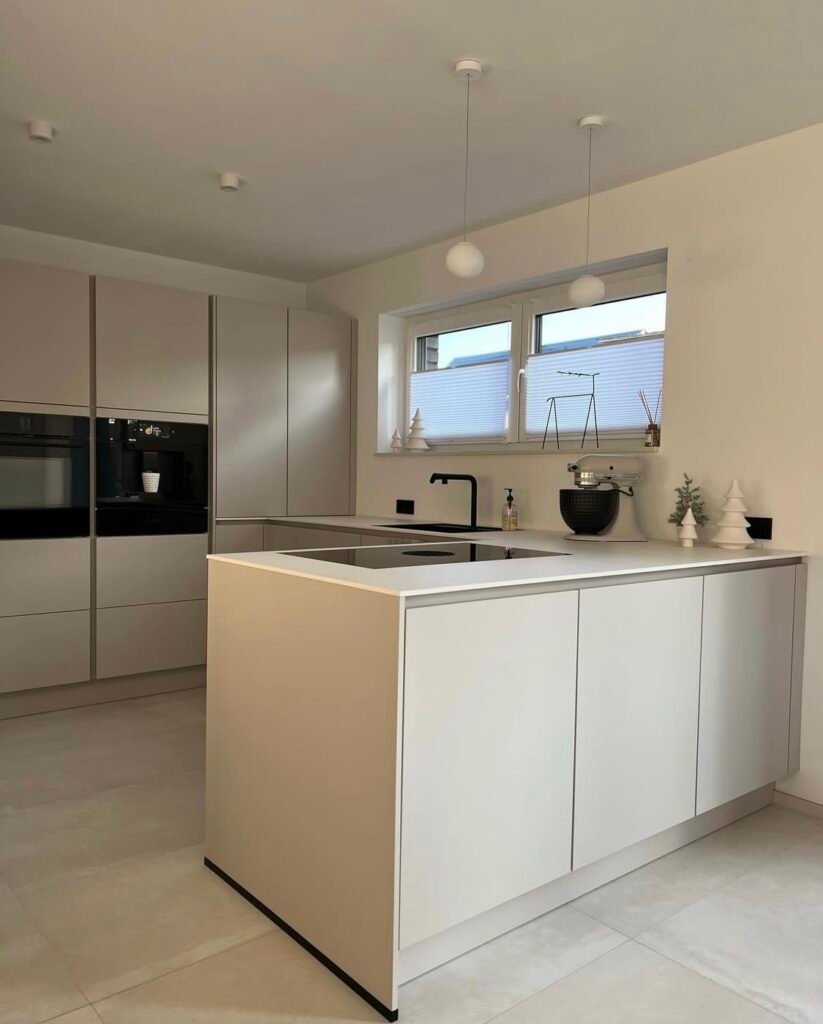 Cuisine sur mesure à Narbonne conçue selon la luminosité intérieure