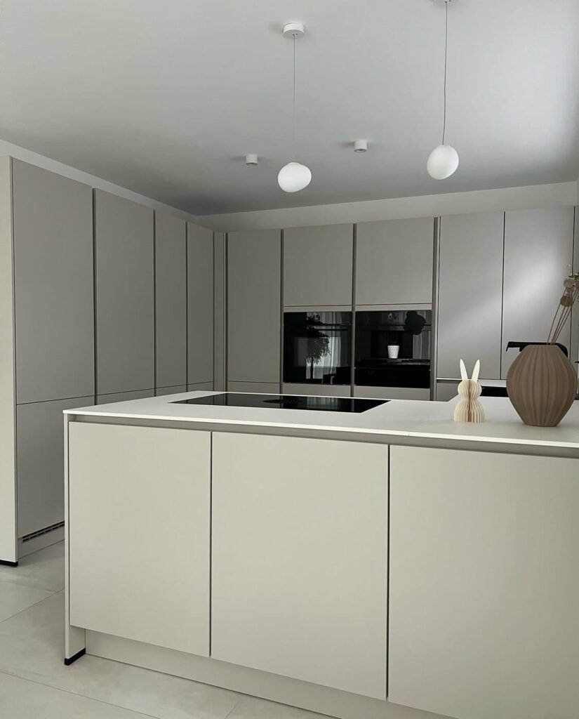 Cuisine sur mesure à Narbonne conçue selon la luminosité intérieure